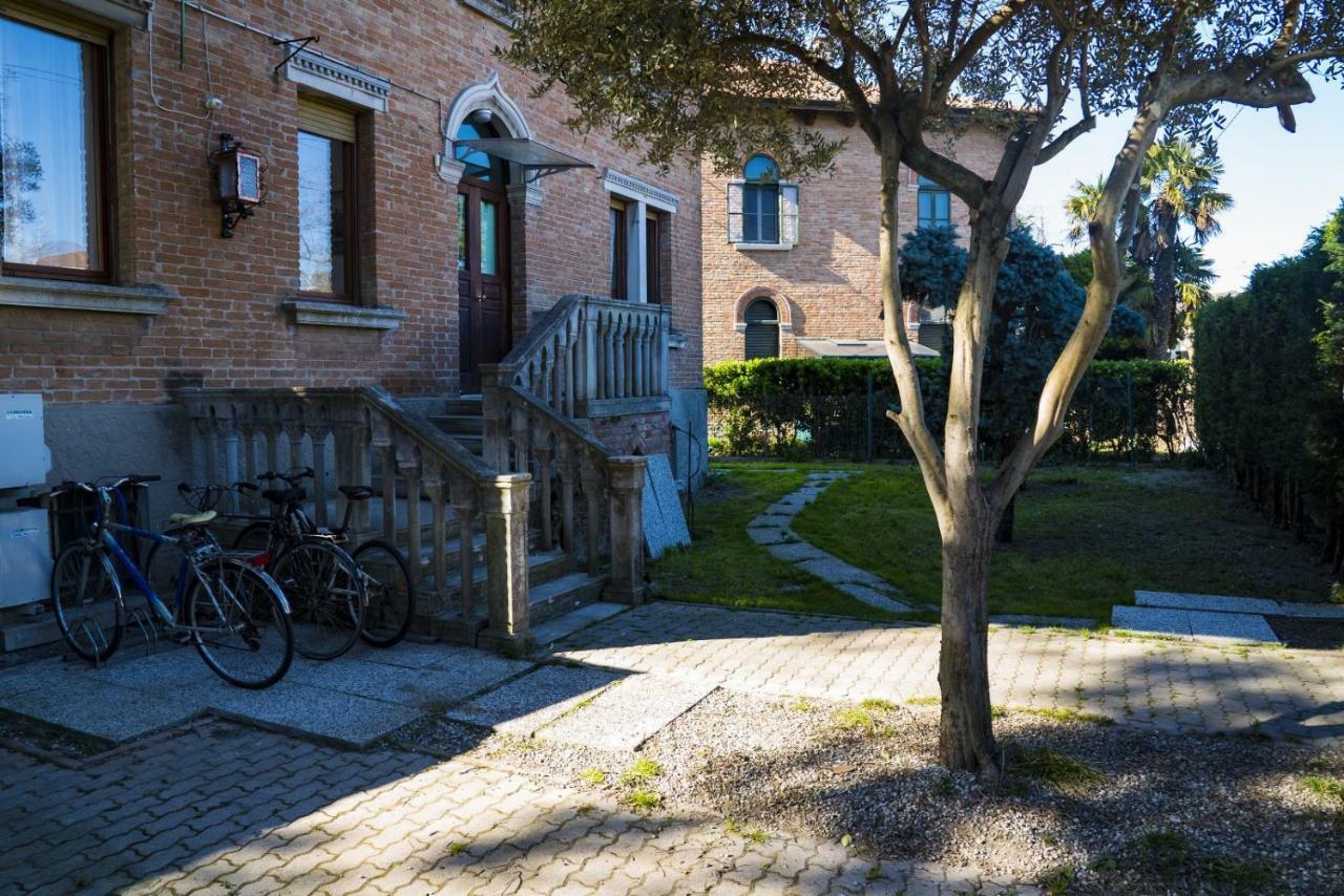 Villa Zona Mostra Del Cinema Lido di Venezia Exterior photo